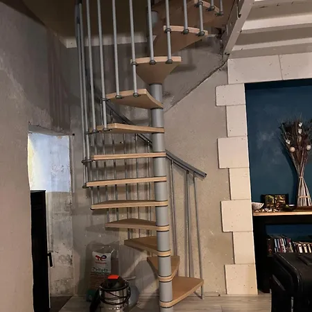 Maisonnette Proche Gare Tres Agreable Apartamento